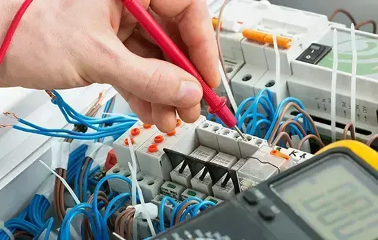 Professional electrician in Sidcup
